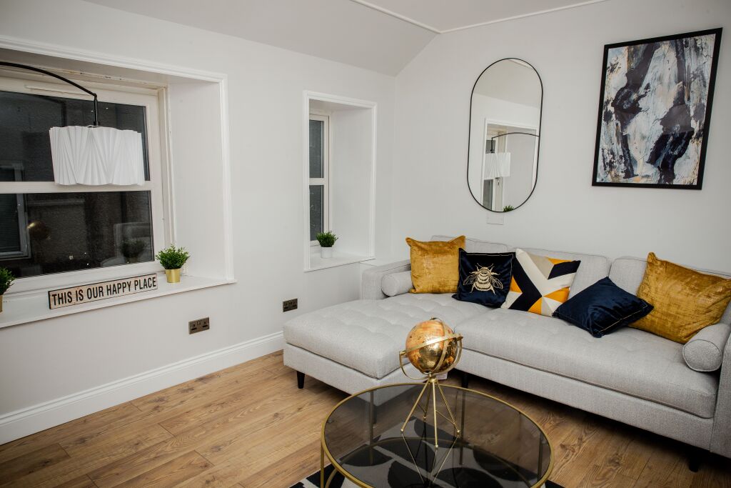 Modern room in short term rental property in Crieff
