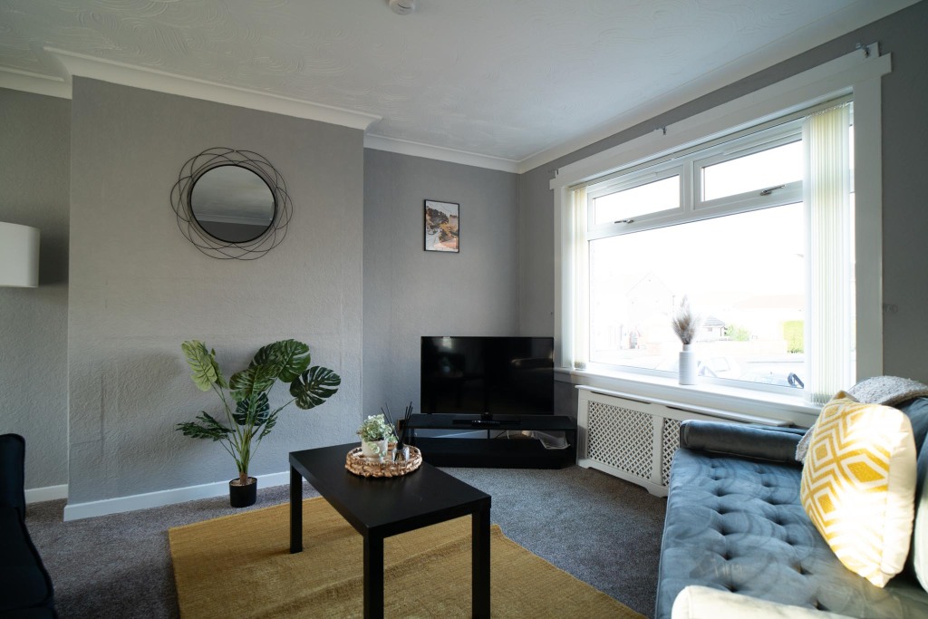 Best Contractors Accommodation in Shotts in living room